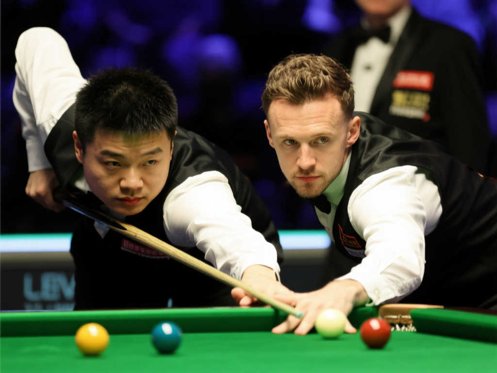 斯诺克世锦赛:周跃龙首阶段3-6不敌特鲁姆普,明晨决战二阶段 斯诺克世锦赛:周跃龙首阶段3-6不敌特鲁姆普,明晨决战二阶段