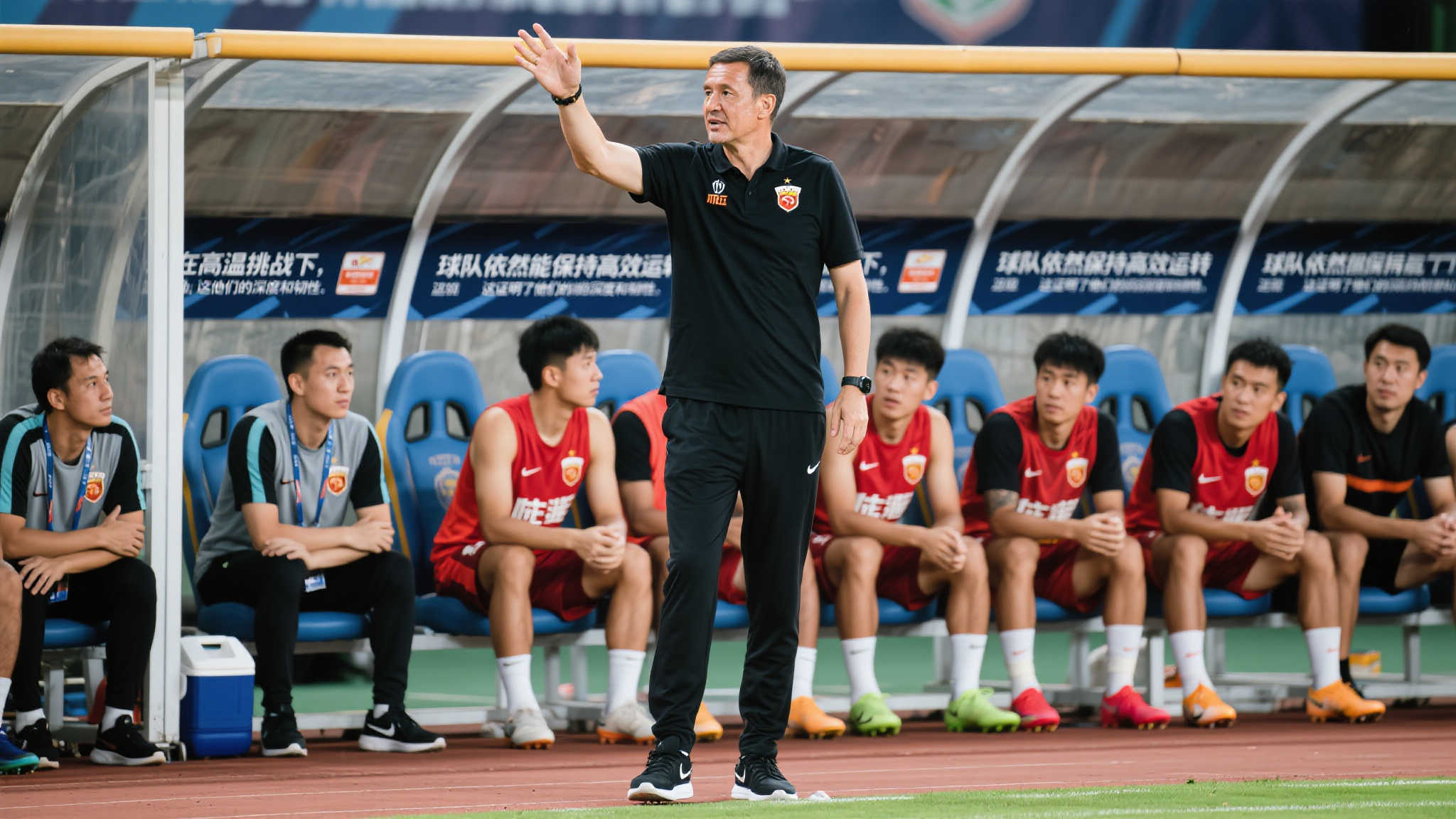 酷暑中的大胜双重意义:轮换球员渐入佳境,培养成效显著 酷暑中的大胜双重意义:轮换球员渐入佳境,培养成效显著